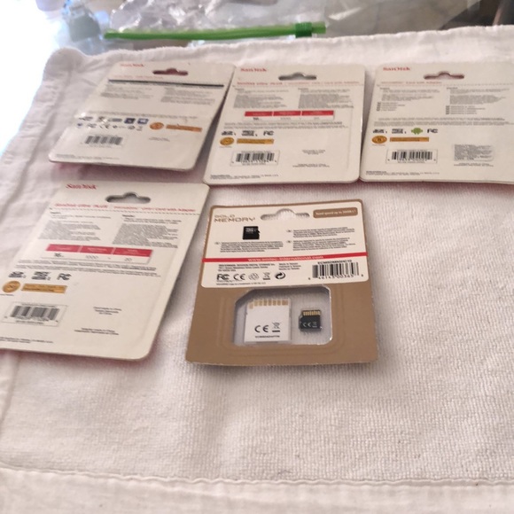 SanDisk - Picture 2 of 2